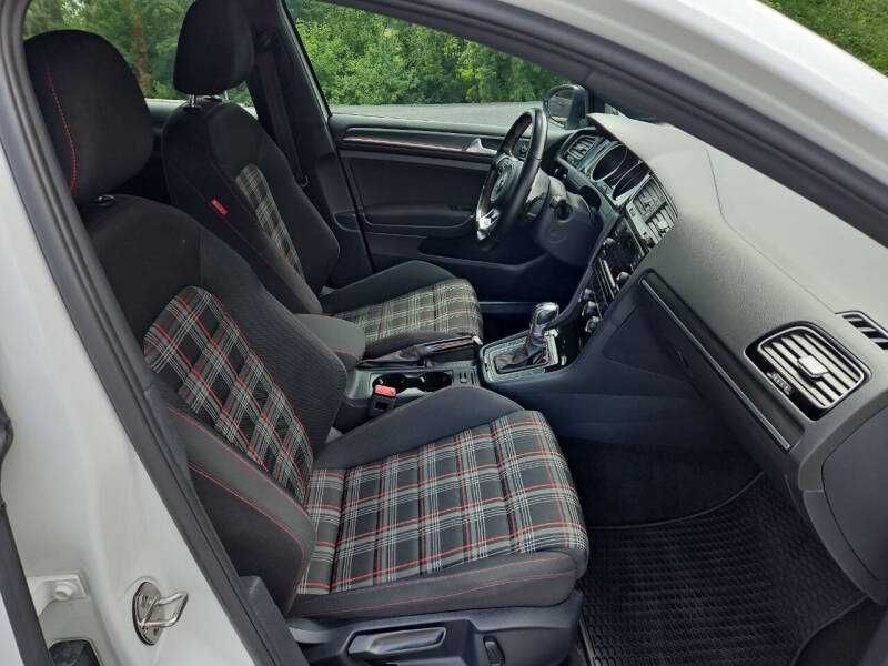 2019 Volkswagen Golf GTI Rabbit Edition