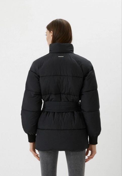 Пуховик , куртка Armani Exchange
