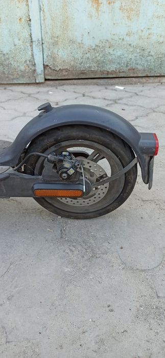 Електросамокат xiaomi m365