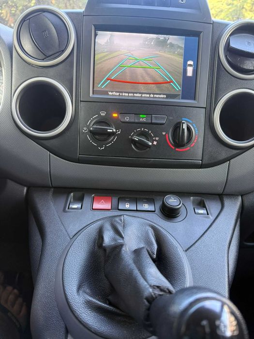 Peugeot Partner2018 longa (L2) – 3 Lugares classe 1