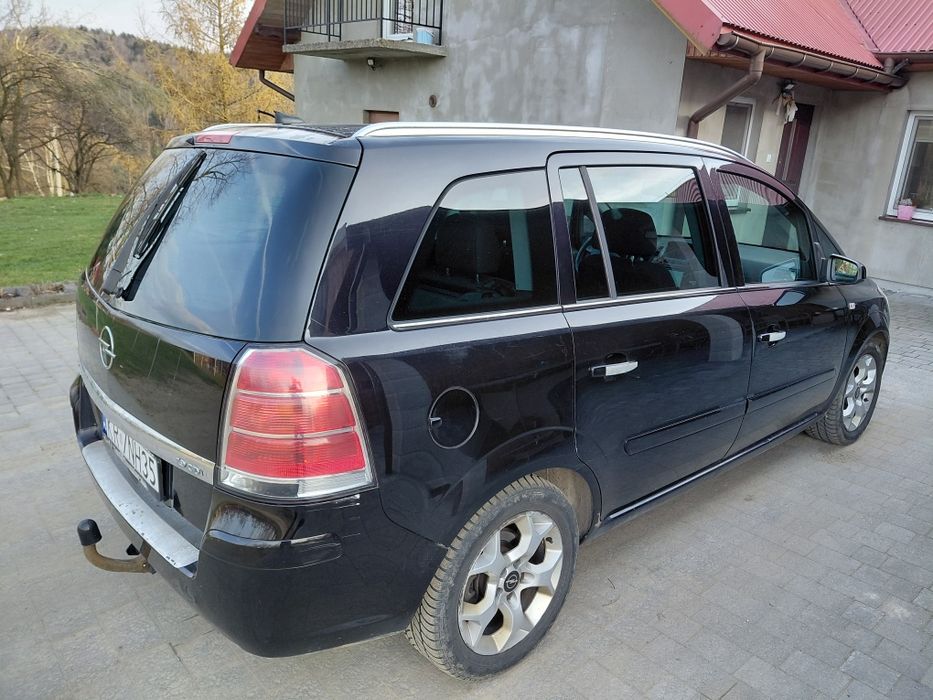 Opel zafira 1.9 cdti