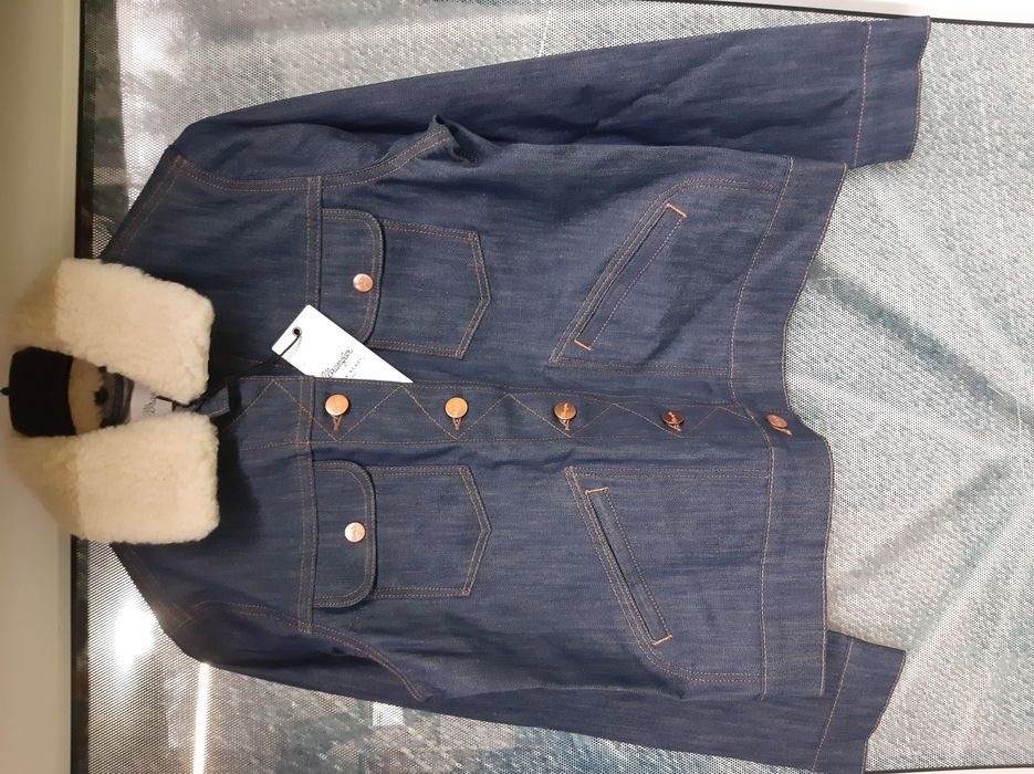 Piękna damska kurtka