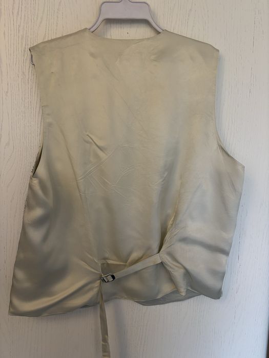 Kremowa elegancka kamizelka garniturowa w bardzo dobrym stanie aleksan