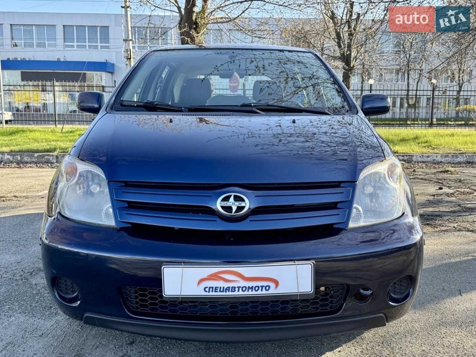 Продам Scion xA 2004