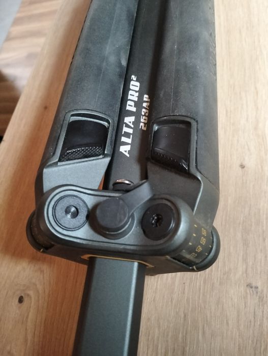 Tripé Vanguard Alta Pro 2 263AP