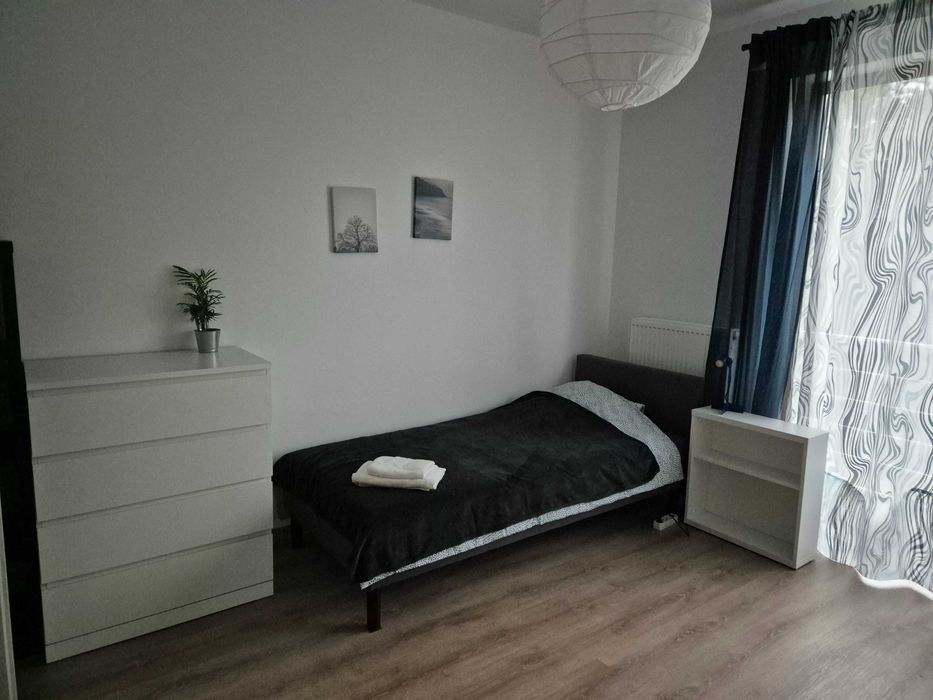 Pokój jednosobowy do wynajęcia. Nowy hostel w Józefosławiu