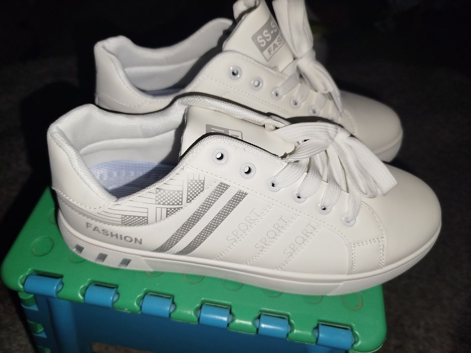 Кросівки, кеди чоловічі