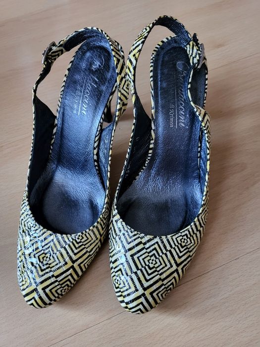 Buty z odkrytą piętą, Baldaccini, rozm. 35
