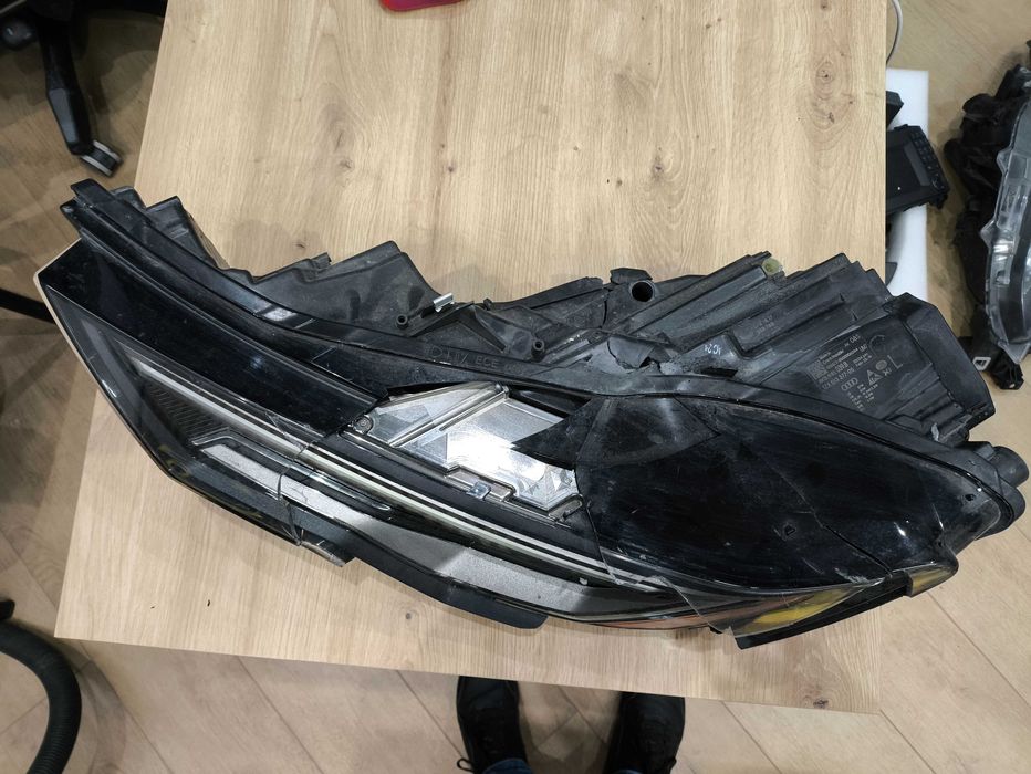 AUDI A6 C8 4K 4K0 LAMPA LEWA FULL LED Lewy lewa USA  uszkodzona