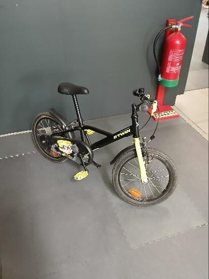 Btwin Dark Hero 500