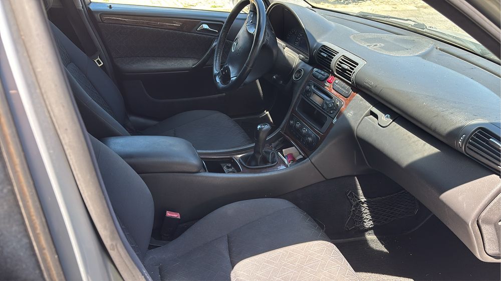 C220 ano 2001  com avaria motor
