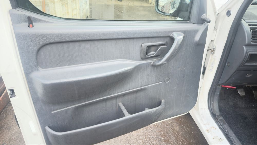 Carrinha Peugeot partner 1.9 D ano 2000 para venda de peças