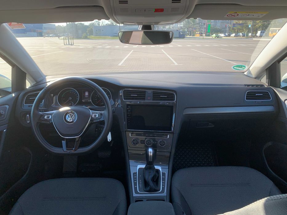 Volkswagen e-Golf 2020