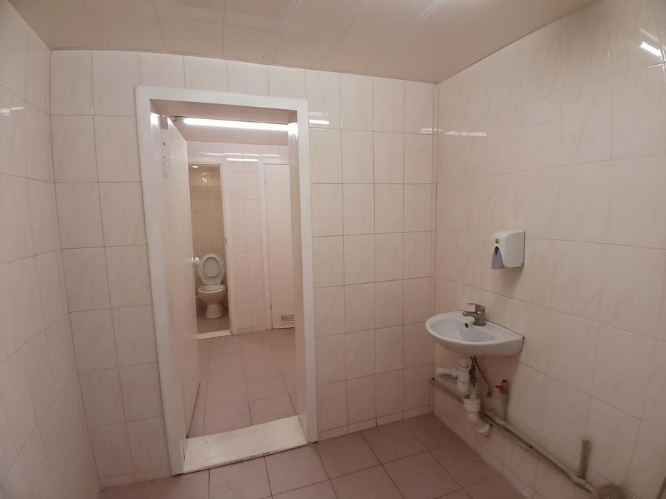 Оренда приміщення: склад 1280 м2 з вантажним ліфтом