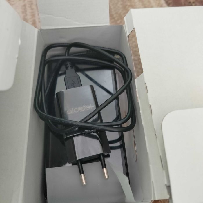 nowy telefon taki jak na zdjęciu
