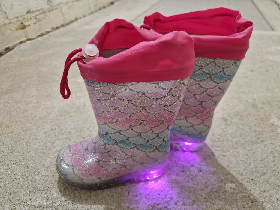 Kalosze ze ściągaczem roz 23-24