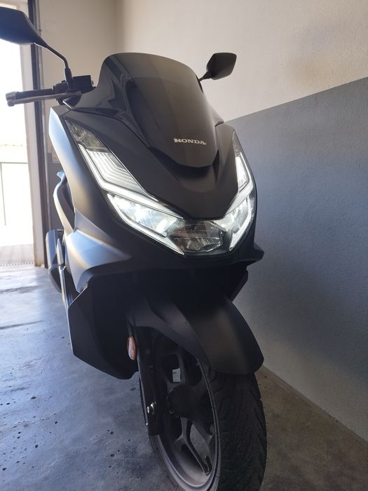 PCX 125 07/23 impecável