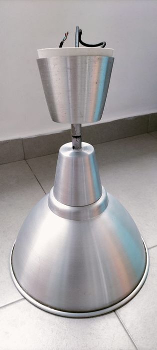 Candeeiro em alumínio