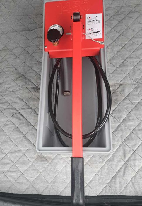 Wynajem pompy do prób szczelności instalacji RIDGID 1450