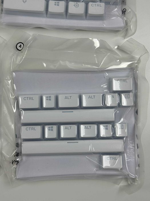 Zestaw keycapów SteelSeries PrismCaps White German Layout (60380)