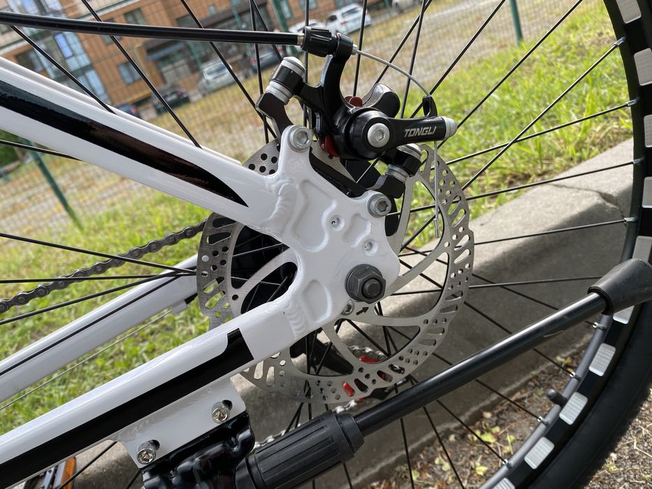 Рівне! Новий алюмінієвий, shimano