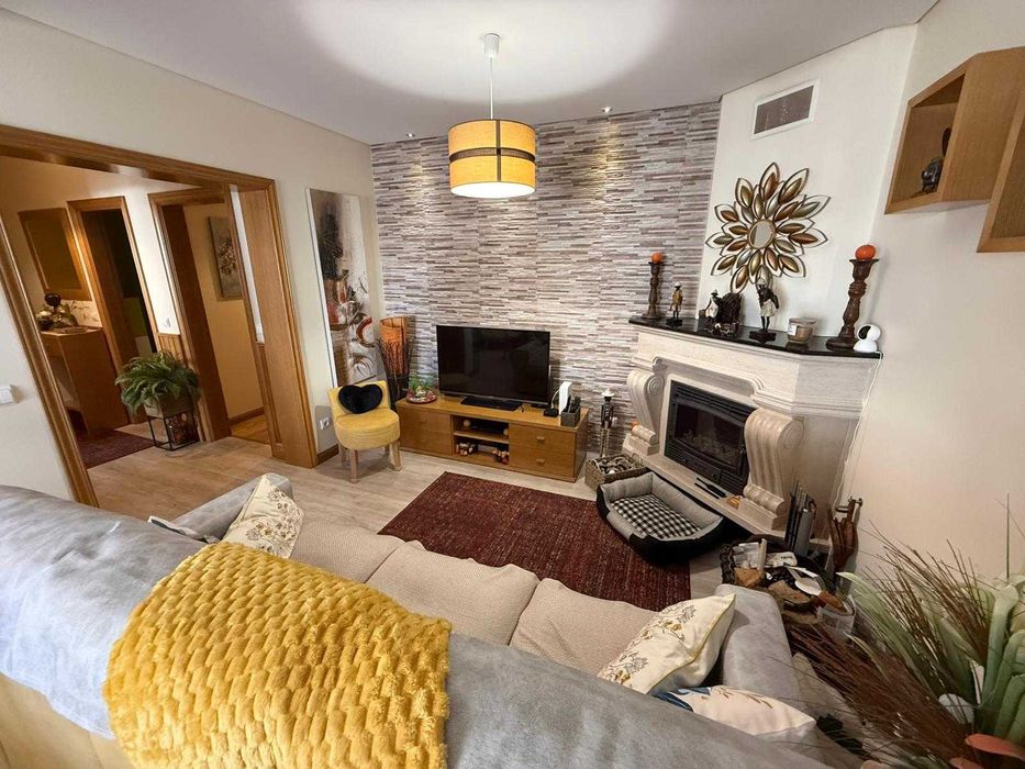 Apartamento T2 à venda – Palhaça, Oliveira do Bairro