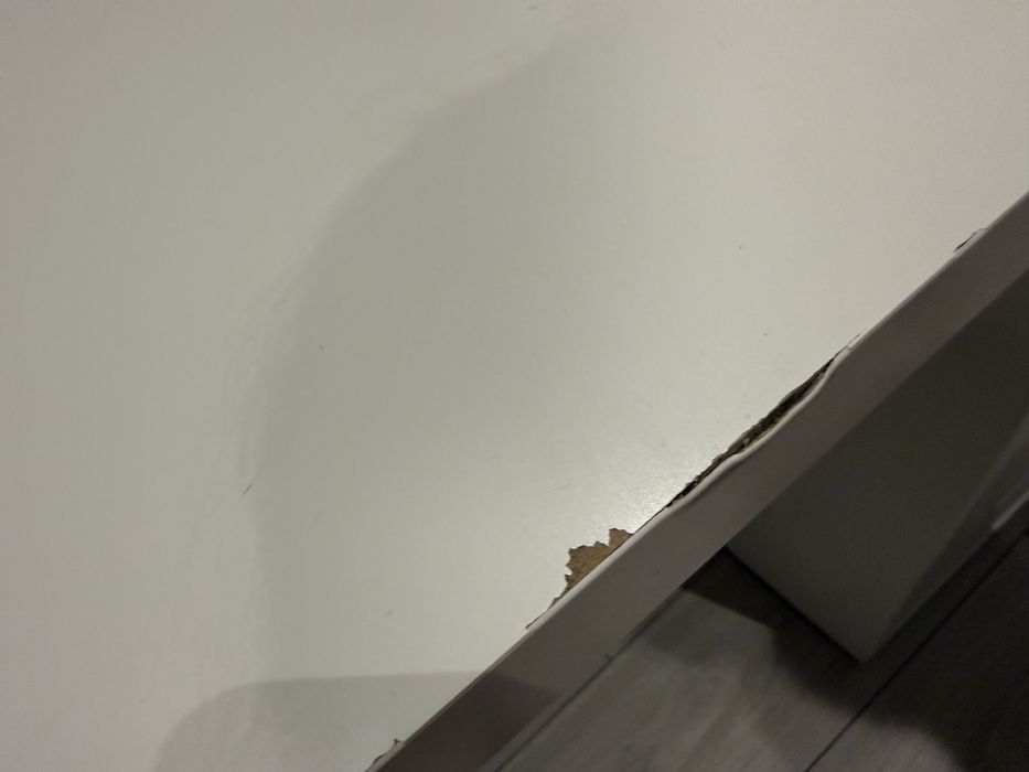 Biale biurko z szufladami / odbiór osobisty