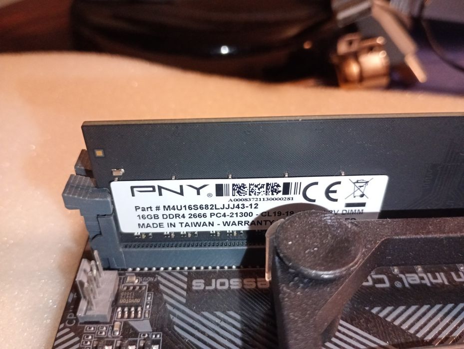 Płyta Gigabyte Celerona i3 ddr4 16GB