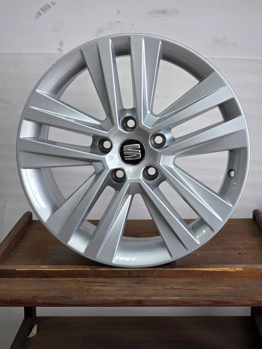 Felga  Seat Leon Mk3 Ateca Volkswagen Golf Passat Tiguan 17 Cali