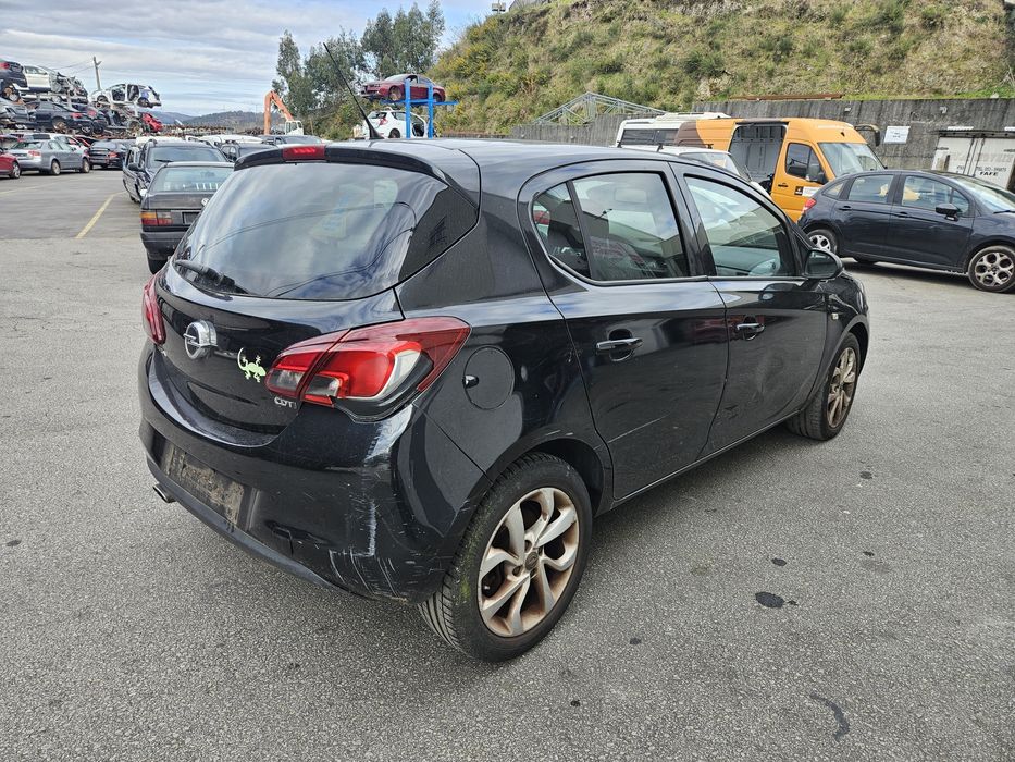 Opel Corsa E 1.3 CDTi de 2016 para peças
