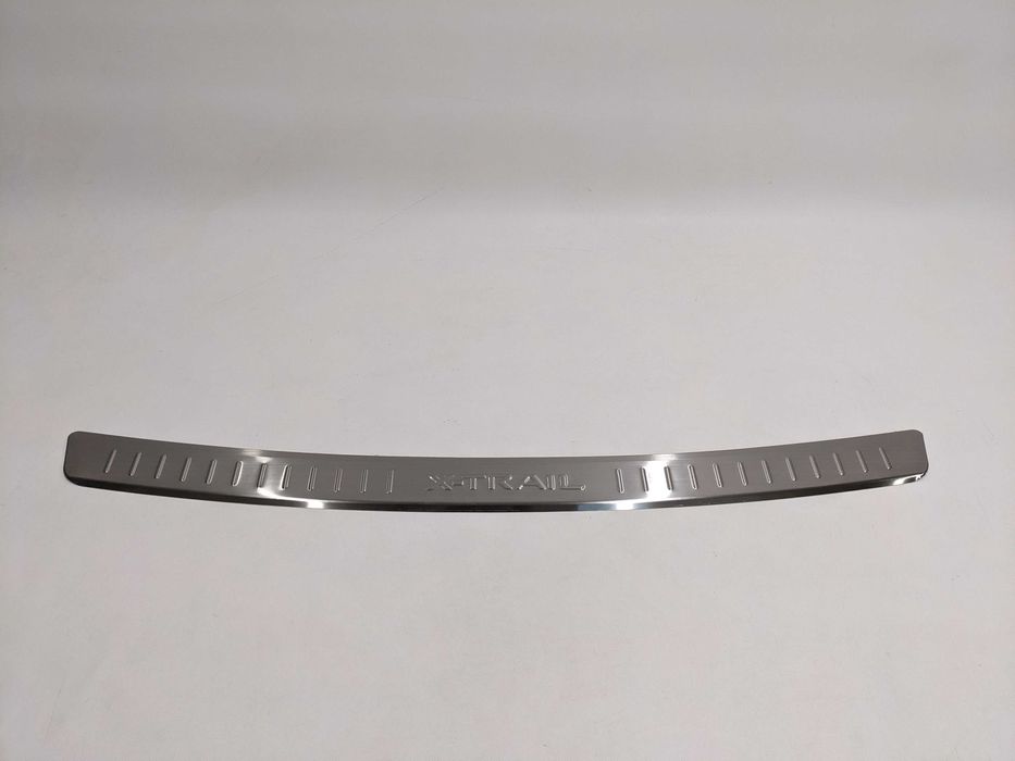 Хром накладка на задний бампер Nissan X-Trail Rogue 14-21 Ниссан Рог