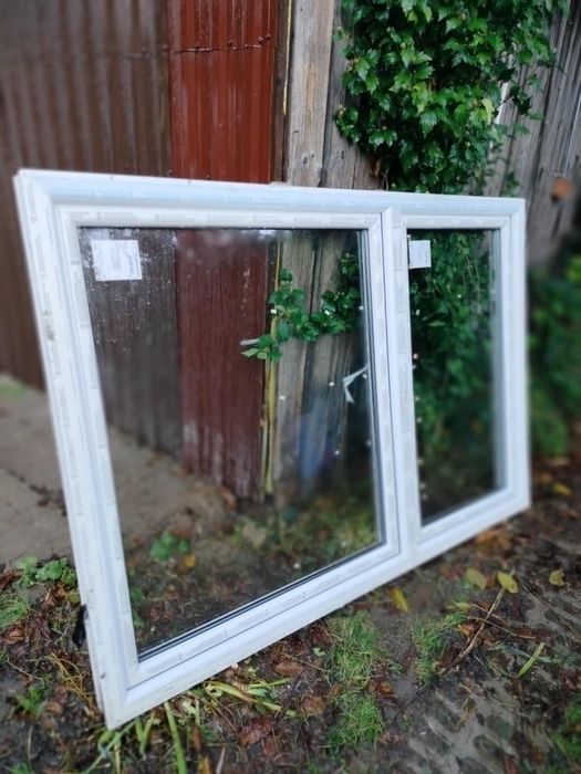 Okno frontowe dwukwaterowe 2 sztuki