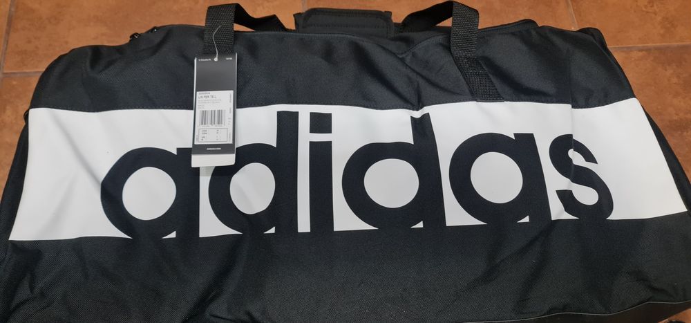 Sprzedam torbę sportową Adidas