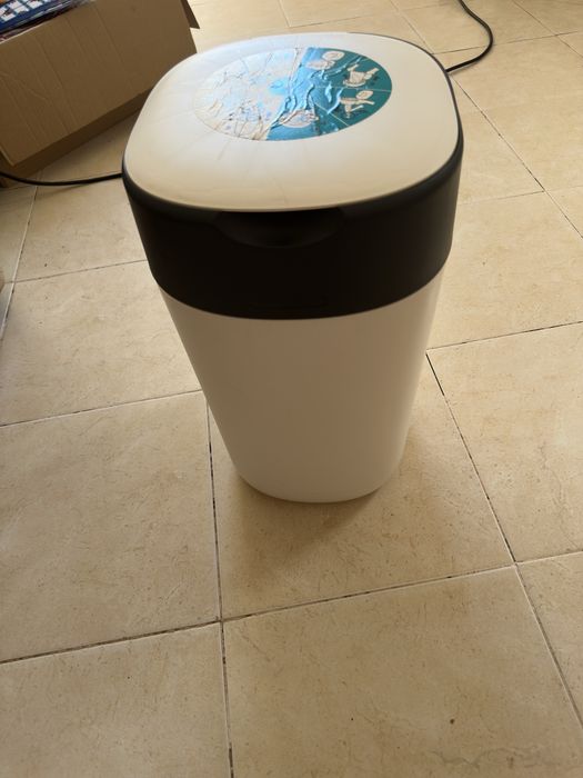 Vendo Caixote de lixo tomme tipee