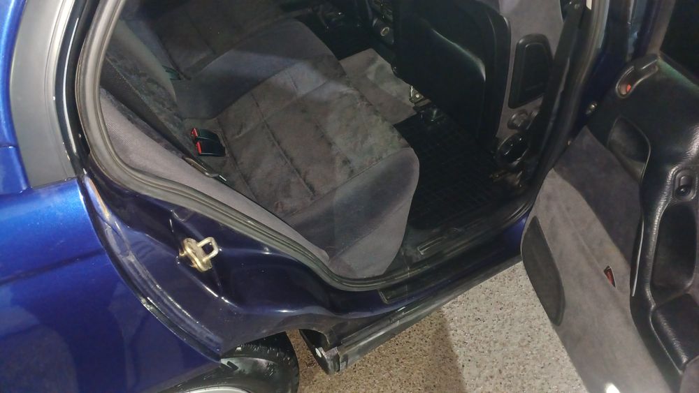 OPEL OMEGA B (седан)