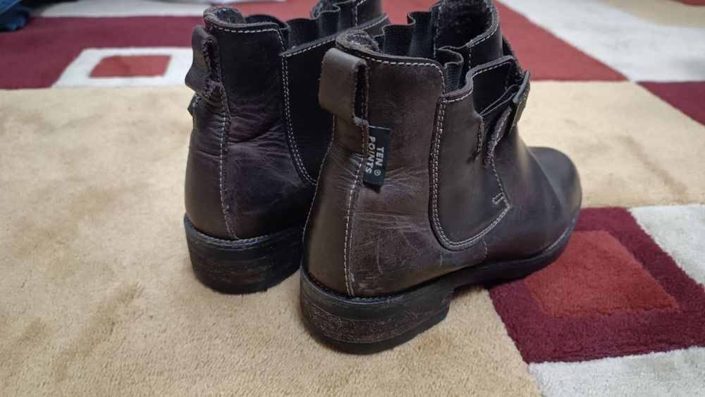 Сапоги кожение женские