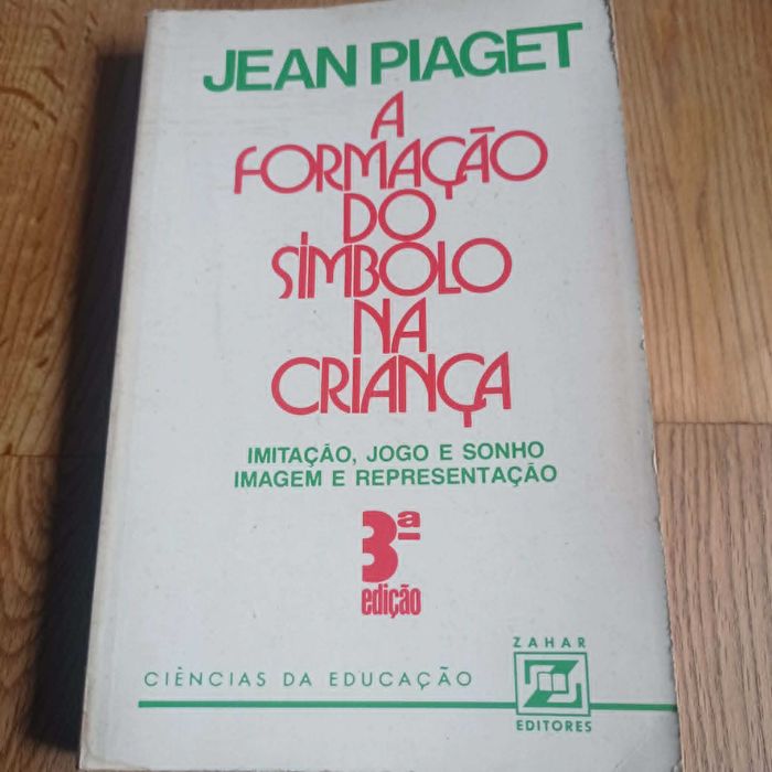 livro A formação do simbolo na criança