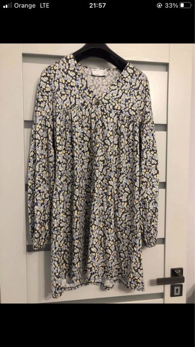 Sukienka kwiaty Asos