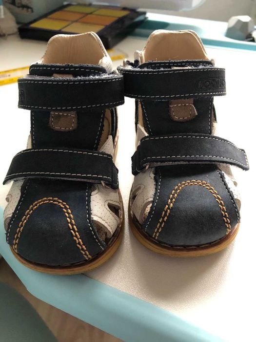 Дитячі босоніжки шкіряні ортопедичні уст 12,3 см