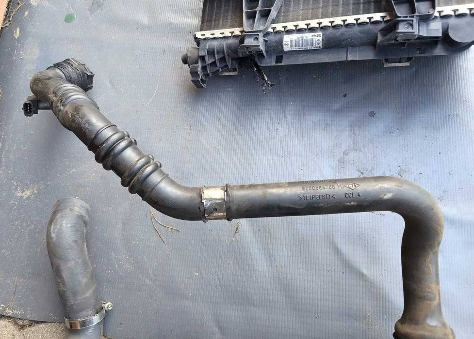 Патрубок інтеркулера Меган 3 Сценік Патрубок интеркулера рено Megane 3