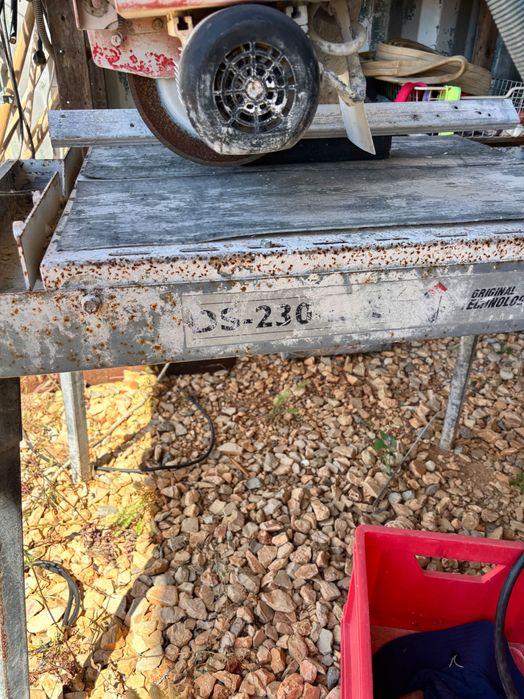 Vendo máquina Rubi DS 230