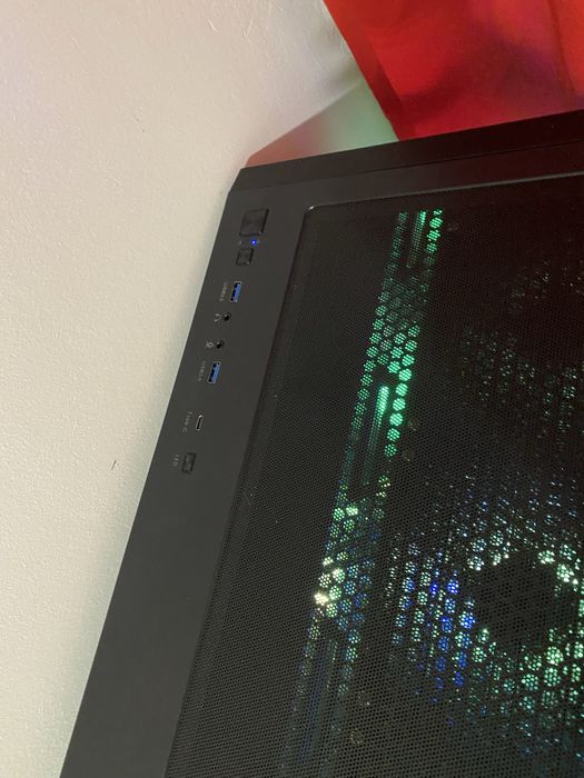 Pc gamer RTX 4070 SUPER 12GB 32GB RAM I7-14700KF