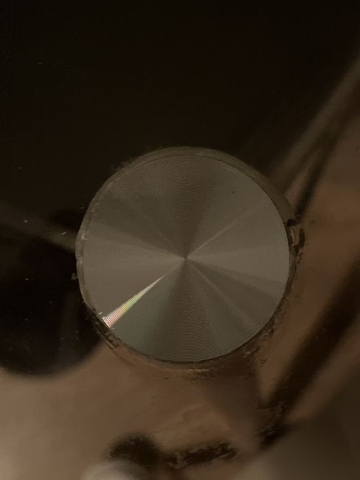 Mesa de vidro e 3 cadeiras usadas