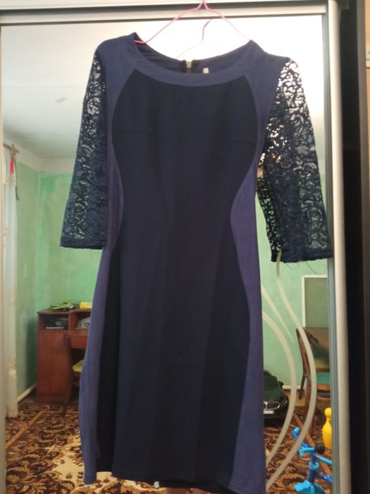 Продам сукні б/у