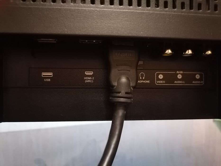 Жк телевизор PANASONIC 24"