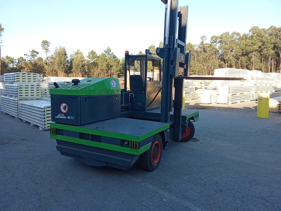 Empilhador lateral LINDE S30 3 ton