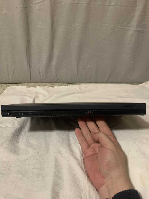 Надійний ноутбук Lenovo ThinkPad T400