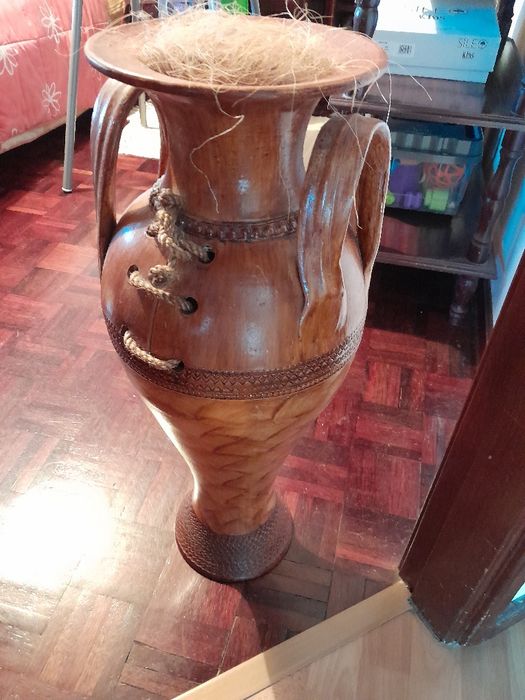 Jarrao em cerâmica usado em bom estado