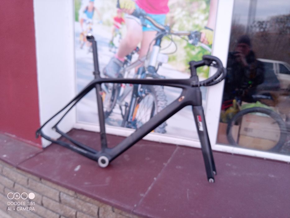 Продам карбоновый фрейм сет RIBBLE  RFS