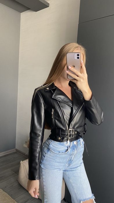 Чорна косуха з екошкіри, розмір хс